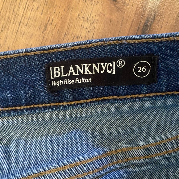 BLANKNYC Denim shorts Sz 26 - Picture 3 of 3